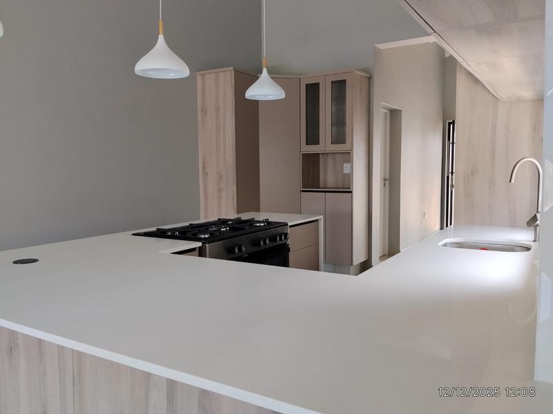 To Let 3 Bedroom Property for Rent in Paradise Coast Western Cape